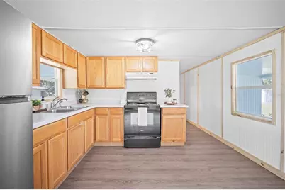 1389 NW 7th Lane, Lake Panasoffkee, FL 33538 - Photo 13
