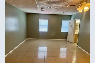5521 Axiom Avenue, Orlando, FL 32839 - Photo 9