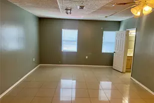 5521 Axiom Ave, Orlando, FL 32839 - Photo 9