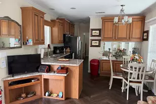2414 Limewood Ave, Clermont, FL 34714 - Photo 5