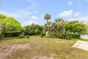516 Wisteria Rd, Daytona Beach, FL 32118 - Photo 25