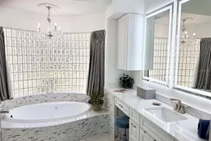 8027 Belshire Dr, Orlando, FL 32835 - Photo 15