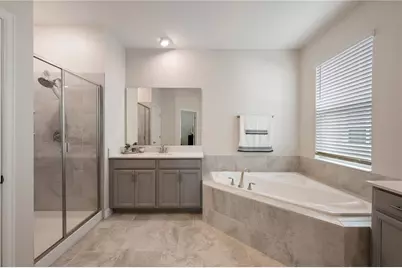 8926 Fallen Oak Drive, Davenport, FL 33896 - Photo 15