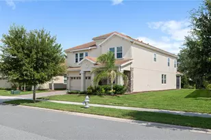 8926 Fallen Oak Dr, Davenport, FL 33896 - Photo 3