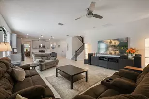 8926 Fallen Oak Dr, Davenport, FL 33896 - Photo 11