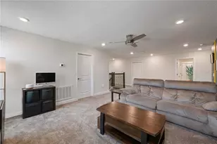 8926 Fallen Oak Dr, Davenport, FL 33896 - Photo 19