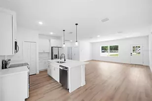 7712 N Tide Point, Citrus Springs, FL 34434 - Photo 9