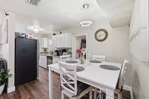 1410 Kozart Ct, Orlando, FL 32811 - Photo 7
