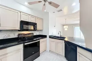 4931 Walden Cir, Orlando, FL 32811 - Photo 11