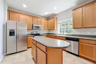2547 River Landing Dr, Sanford, FL 32771 - Photo 3