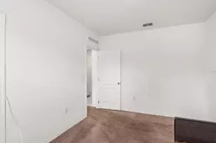 704 Pasteur Ln, Kissimmee, FL 34759 - Photo 9
