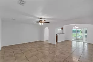 2900 Clarabelle Ct, Kissimmee, FL 34743 - Photo 9