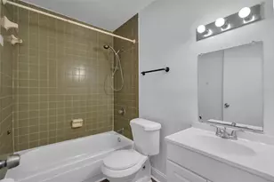 5850 Peregrine Ave, Orlando, FL 32819 - Photo 21