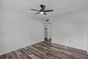 5850 Peregrine Ave, Orlando, FL 32819 - Photo 27