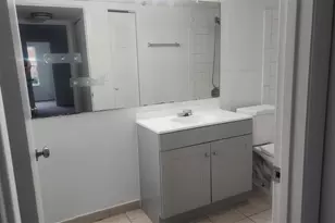 5713 Gatlin Ave, Orlando, FL 32822 - Photo 17