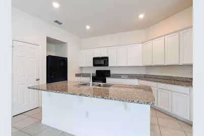 1045 Augustus Drive, Davenport, FL 33896 - Photo 11