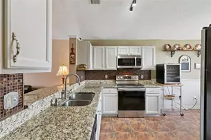 11830 Sindlesham Ct, Orlando, FL 32837 - Photo 17
