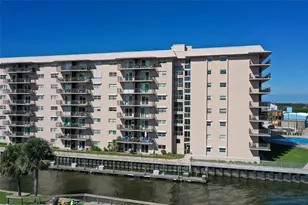 101 N Riverside Dr, New Smyrna Beach, FL 32168 - Photo 37