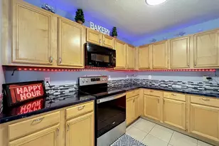 8307 Lainie Ln, Orlando, FL 32818 - Photo 5