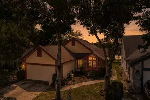 9939 Aloma Bend Ln, Oviedo, FL 32765 - Photo 13