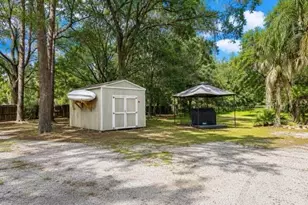13315 NE 30th Ct, Anthony, FL 32617 - Photo 25