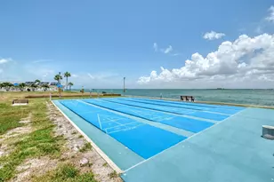 2 Causeway Blvd, Dunedin, FL 34698 - Photo 37