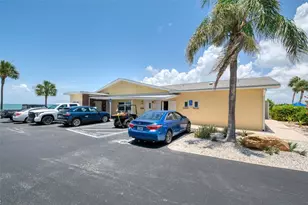 2 Causeway Blvd, Dunedin, FL 34698 - Photo 39