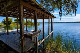 4136 Cr 400, Lake Panasoffkee, FL 33538 - Photo 1
