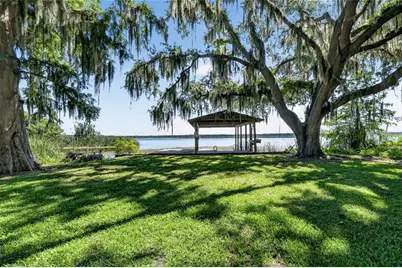 4136 Cr 400, Lake Panasoffkee, FL 33538 - Photo 35