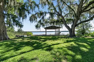 4136 Cr 400, Lake Panasoffkee, FL 33538 - Photo 35