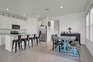 4704 Homestead Trl, Saint Cloud, FL 34772 - Photo 5