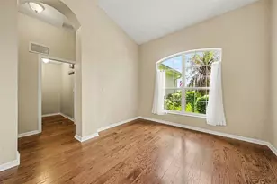 5127 Aurora Dr, Leesburg, FL 34748 - Photo 7