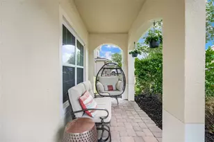 693 Black Eagle Dr, Groveland, FL 34736 - Photo 5