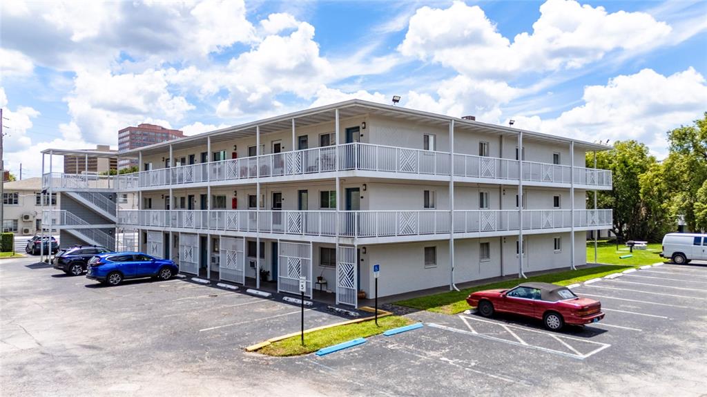 320 Lakeview St #323 - 320 Lakeview St #323, Orlando, FL 32804 Luxury Property | Jose Angel Pina