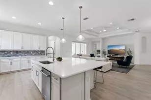 15037 Lake Bessie Loop, Winter Garden, FL 34787 - Photo 9