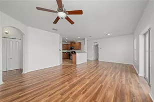 2148 Betsy Ross Ln, Saint Cloud, FL 34769 - Photo 5