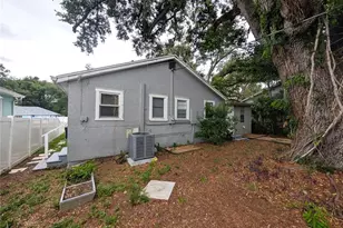 1013 20th Ave S, Saint Petersburg, FL 33705 - Photo 3