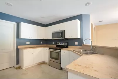 2904 NE 4th Place, Cape Coral, FL 33909 - Photo 15