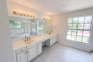 2270 Blossomwood Dr, Oviedo, FL 32765 - Photo 15