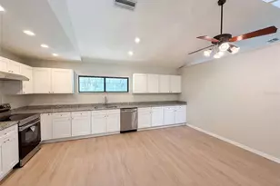 3739 Lake Griffin Rd, Lady Lake, FL 32159 - Photo 11