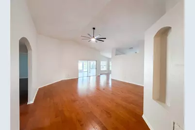 19606 Morden Blush Drive, Lutz, FL 33558 - Photo 3