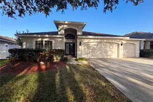 19606 Morden Blush Dr, Lutz, FL 33558 - Photo 7