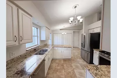 19606 Morden Blush Drive, Lutz, FL 33558 - Photo 11