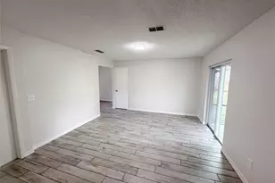 2922 Xavier Ct, Orlando, FL 32826 - Photo 9
