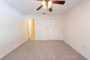 5720 Kneeland Ln, Tampa, FL 33625 - Photo 15