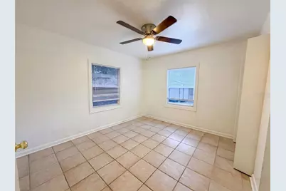 626 S 67th Street, Tampa, FL 33619 - Photo 5