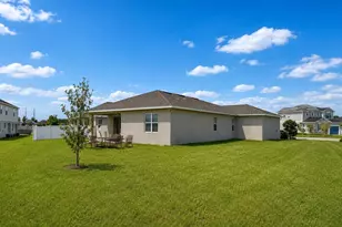 236 Hillcrest Dr, Dundee, FL 33838 - Photo 3