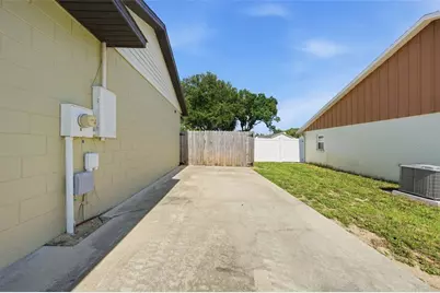 103 Ridgecrest Drive, Eustis, FL 32726 - Photo 33