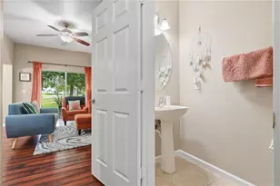 10291 Park Commons Dr, Orlando, FL 32832 - Photo 9