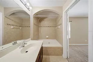 10291 Park Commons Dr, Orlando, FL 32832 - Photo 19